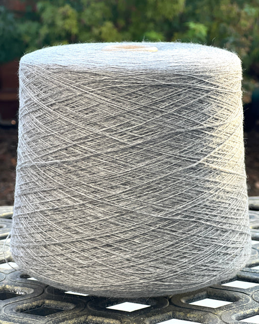 Loro Piana 80 percent cashmere 20 percent chinchilla natural Italian lace yarn from iDOKNiT