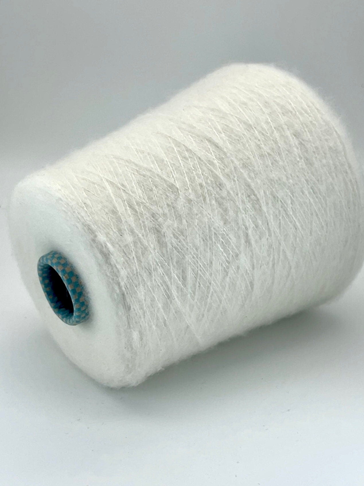 FLUFFY Cashmere 71 Silk 19 Elastane 10 STRETCHY Yarn, SENCE, Luxury Itlains Yarn by CARIAGGI, Available in Balls and on Cone, Lace Weight, 1200m/100g  (1312y/3.52oz)