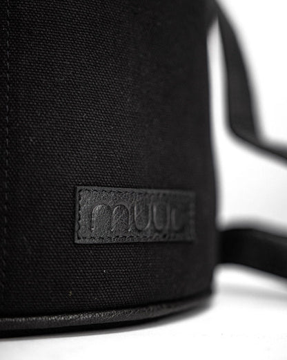 muud Saturn XL canvas project bag with genuine leather details and yarn feed holes from iDOKNiT