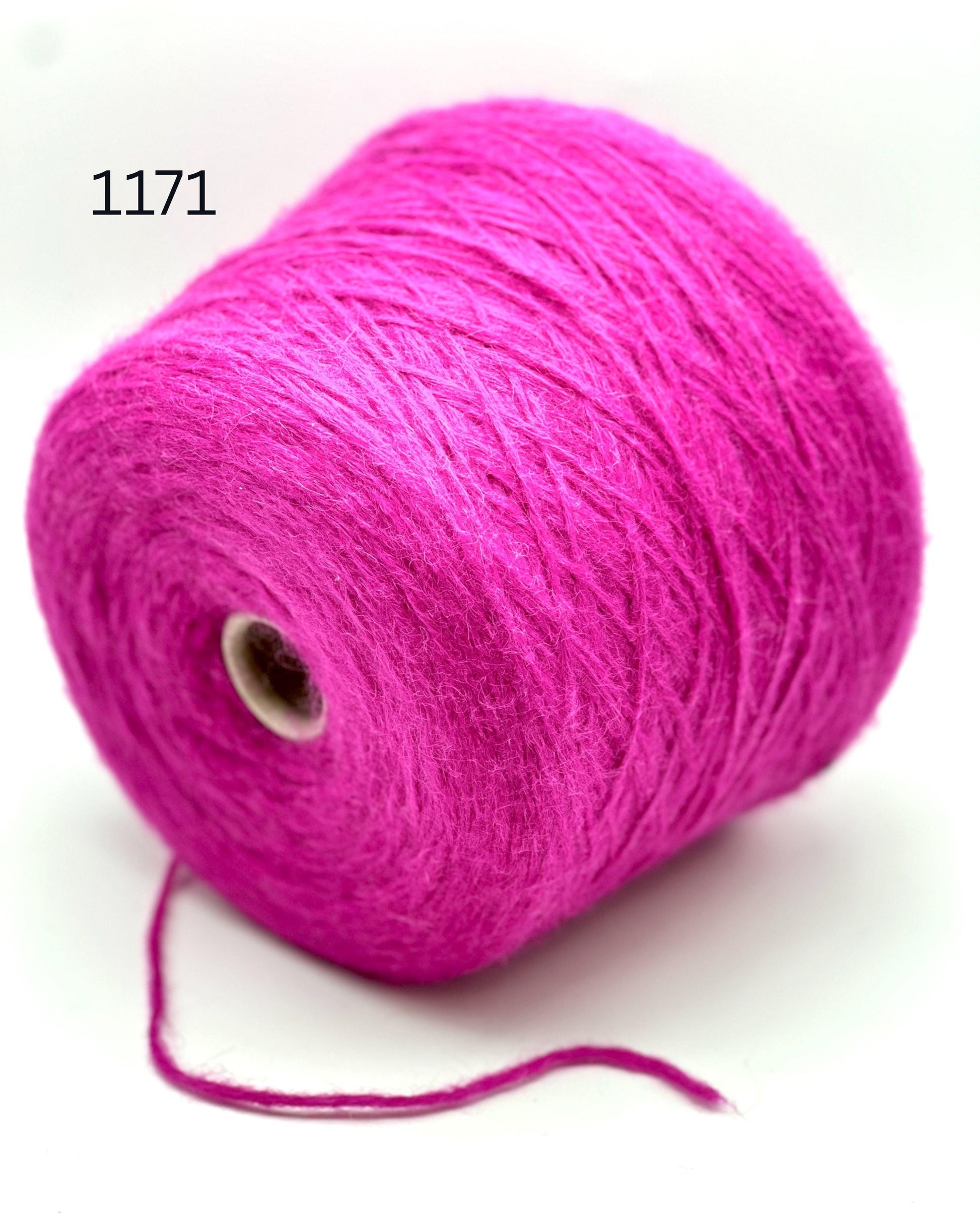 pecci filati inkanto baby suri alpaca yarn italy
luxury baby suri alpaca dk cord yarn 240m 100g
soft airy italian blown yarn for sweaters coats
baby suri alpaca merino yarn close up texture
luxury italian air spun alpaca yarn balls or cones