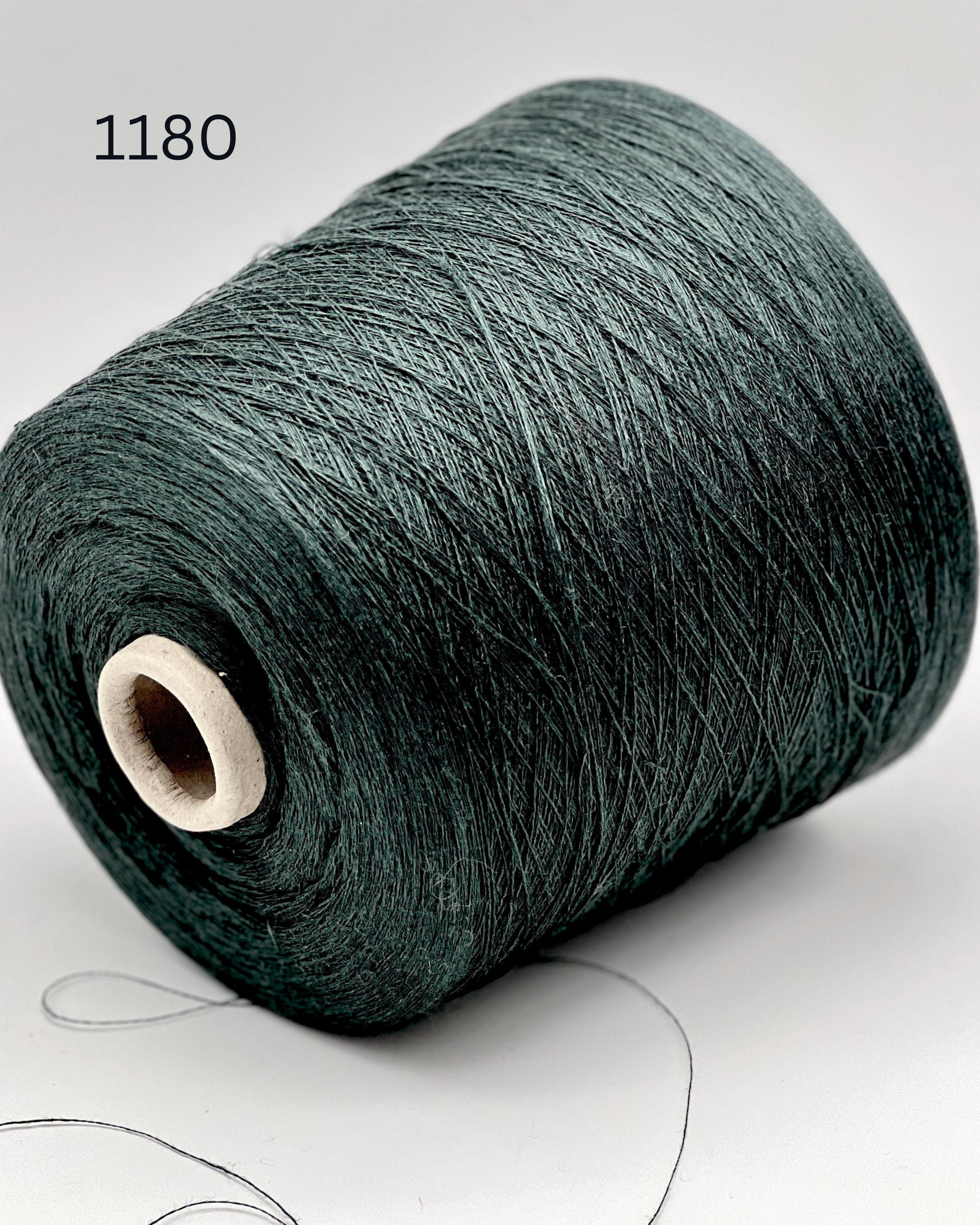 Linen yarn Toscano S.R.L QUARANTALINO cone with extra-fine lace texture for knitting
Luxury Italian linen yarn QUARANTALINO close-up for weaving crochet and summer garments
Toscano S.R.L QUARANTALINO 100% linen lace yarn on cone for breathable knitwear
Extra-fine Italian linen yarn for shawls wraps tops and home textiles
Natural linen yarn texture detail for weaving and fine crochet
