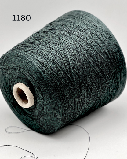 Linen yarn Toscano S.R.L QUARANTALINO cone with extra-fine lace texture for knitting
Luxury Italian linen yarn QUARANTALINO close-up for weaving crochet and summer garments
Toscano S.R.L QUARANTALINO 100% linen lace yarn on cone for breathable knitwear
Extra-fine Italian linen yarn for shawls wraps tops and home textiles
Natural linen yarn texture detail for weaving and fine crochet