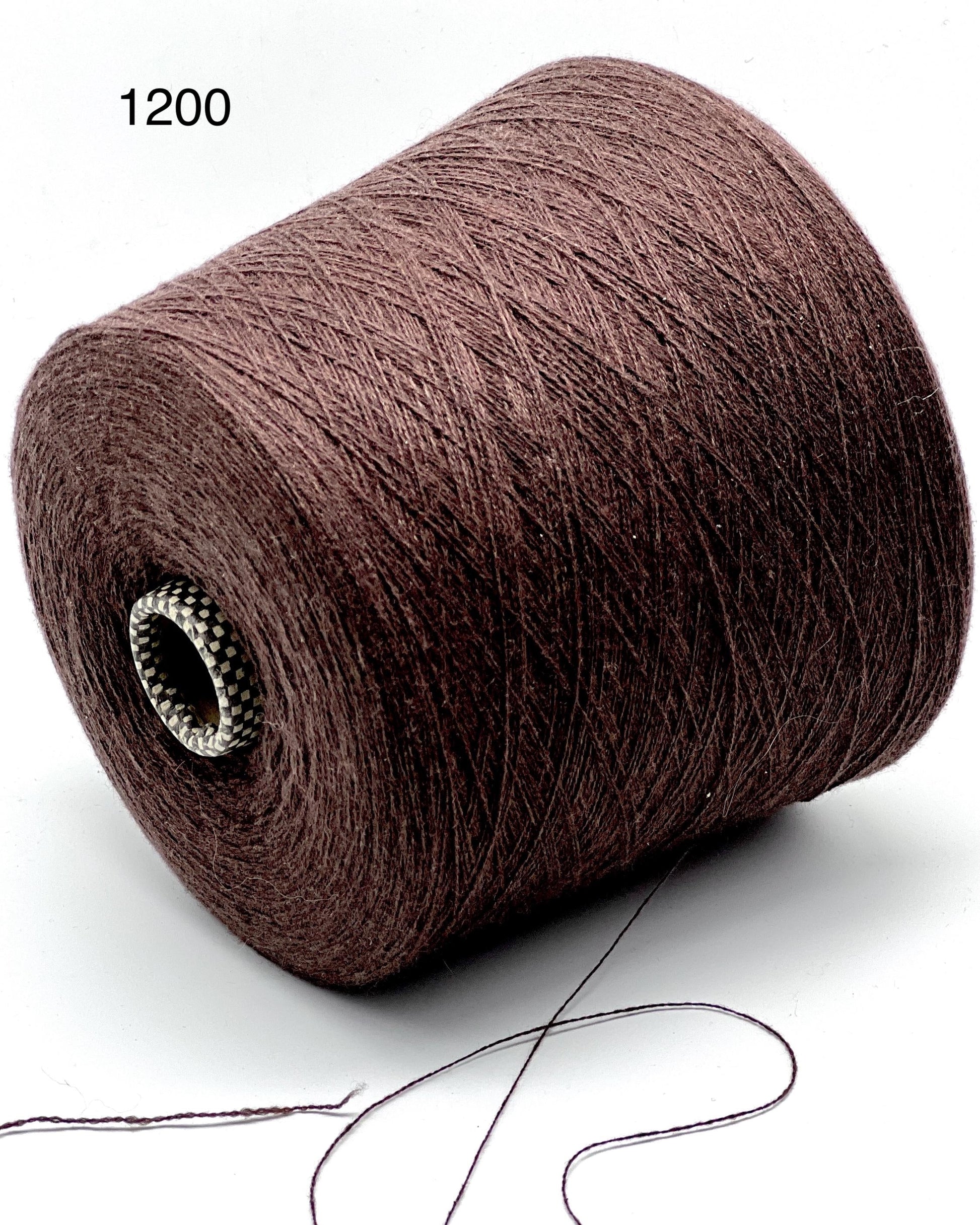 Cariaggi Cashmere 100 iconic 100% pure Italian cashmere yarn in an ultra-fine 2/28 lace weight count for luxury knitting and crochet at iDOKNiT.