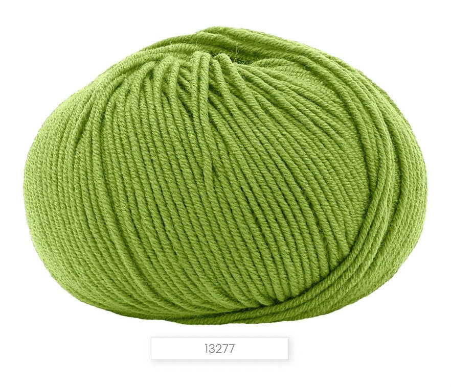 Lana Gatto Super Soft Merino Wool yarn ball – 50g skein