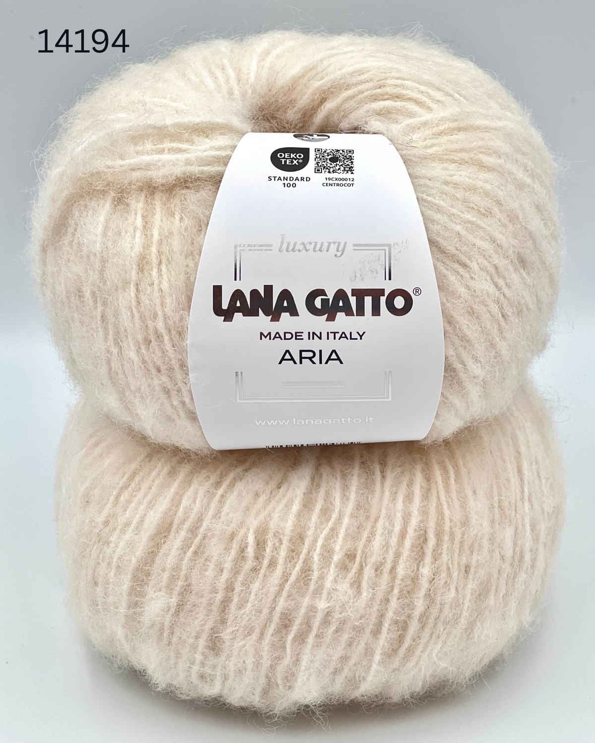 Lana Gatto Aria 50 percent Baby Alpaca 50 percent Extrafine Merino Italian DK weight yarn from iDOKNiT