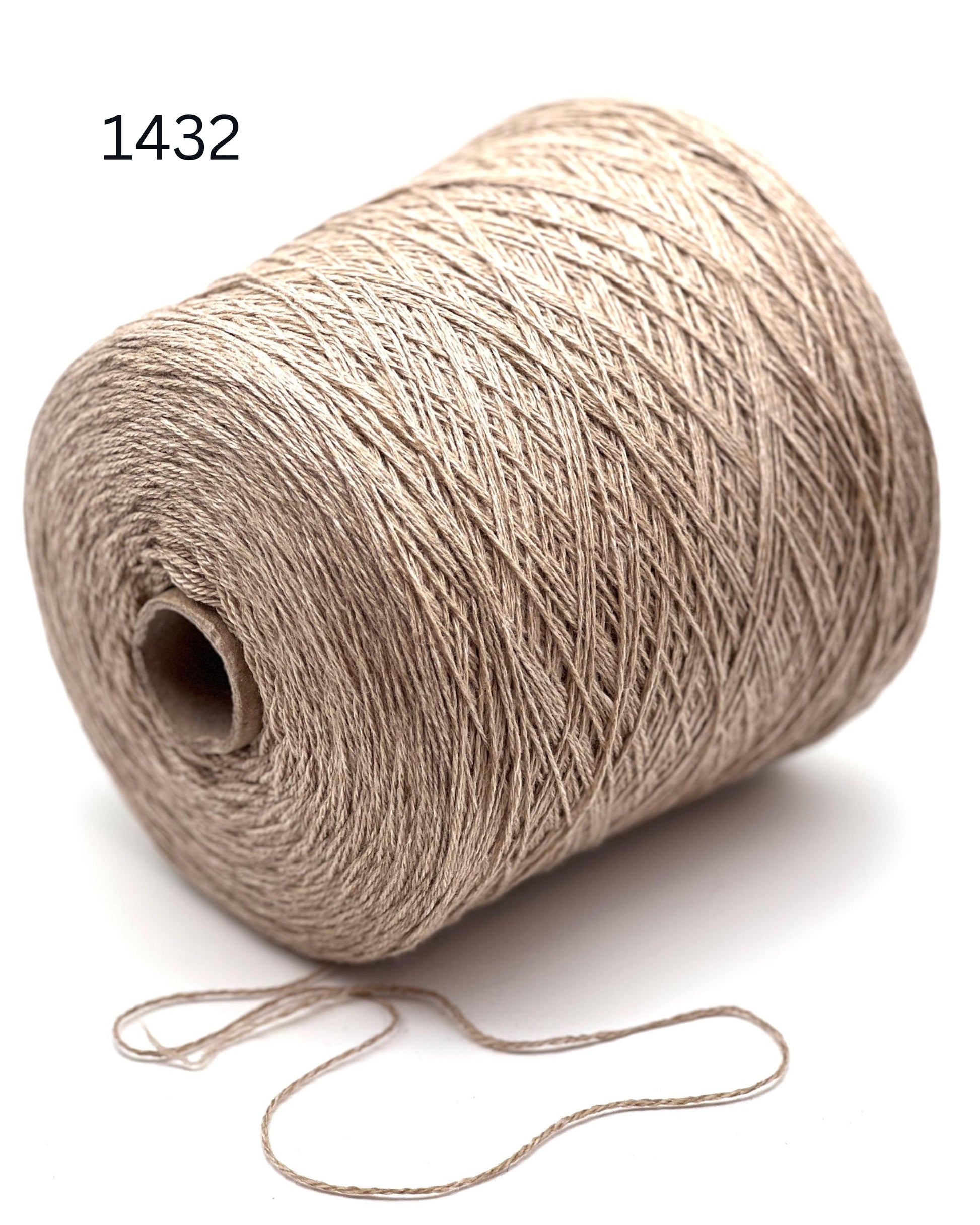 gg filati himalaya yak cashmere silk yarn italy
luxury italian yak cashmere lace yarn 500m 100g
soft warm yak silk merino yarn close up
luxury winter yarn for sweaters shawls scarves
gg filati yarn balls or cones