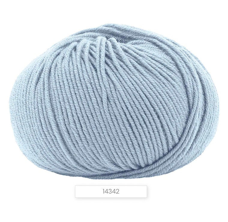 Lana Gatto Super Soft Merino Wool yarn ball – 50g skein