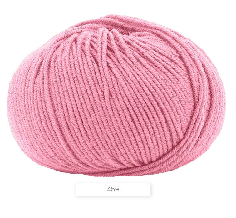 Lana Gatto Super Soft Merino Wool yarn ball – 50g skein