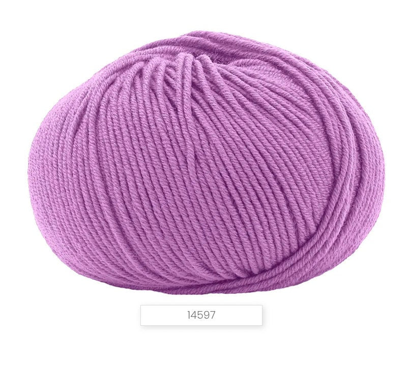 Lana Gatto Super Soft Merino Wool yarn ball – 50g skein