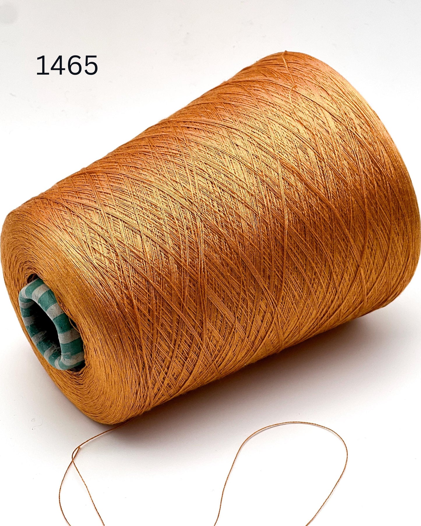 Luxury Italian silk yarn Zegna Baruffa DRAGON close up texture
Ultra-fine silk lace yarn for shawls weaving and knitwear
Italian silk yarn with luminous soft texture and elegant drape
Zegna Baruffa DRAGON couture silk yarn for crochet and sweaters
Luxury silk cone yarn made in Italy for refined knitwear