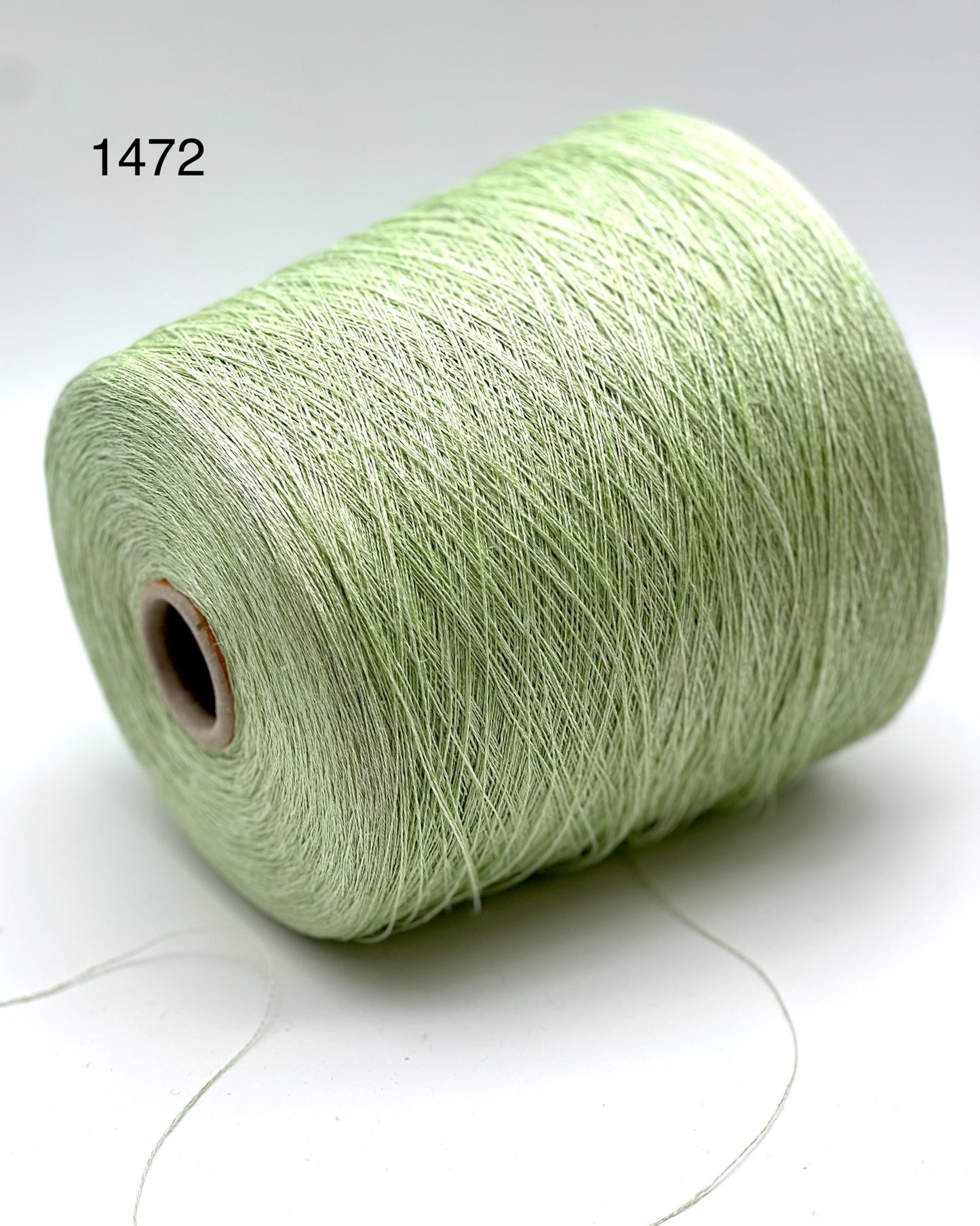 Servizi E Seta LINO linen yarn cone 1300m Italy
Luxury Italian 100 percent linen lace yarn close up
Fine linen yarn for summer tops weaving and blending
LINO linen yarn 1300m per 100g natural matte texture
Italian linen lace yarn for breathable garments and wraps