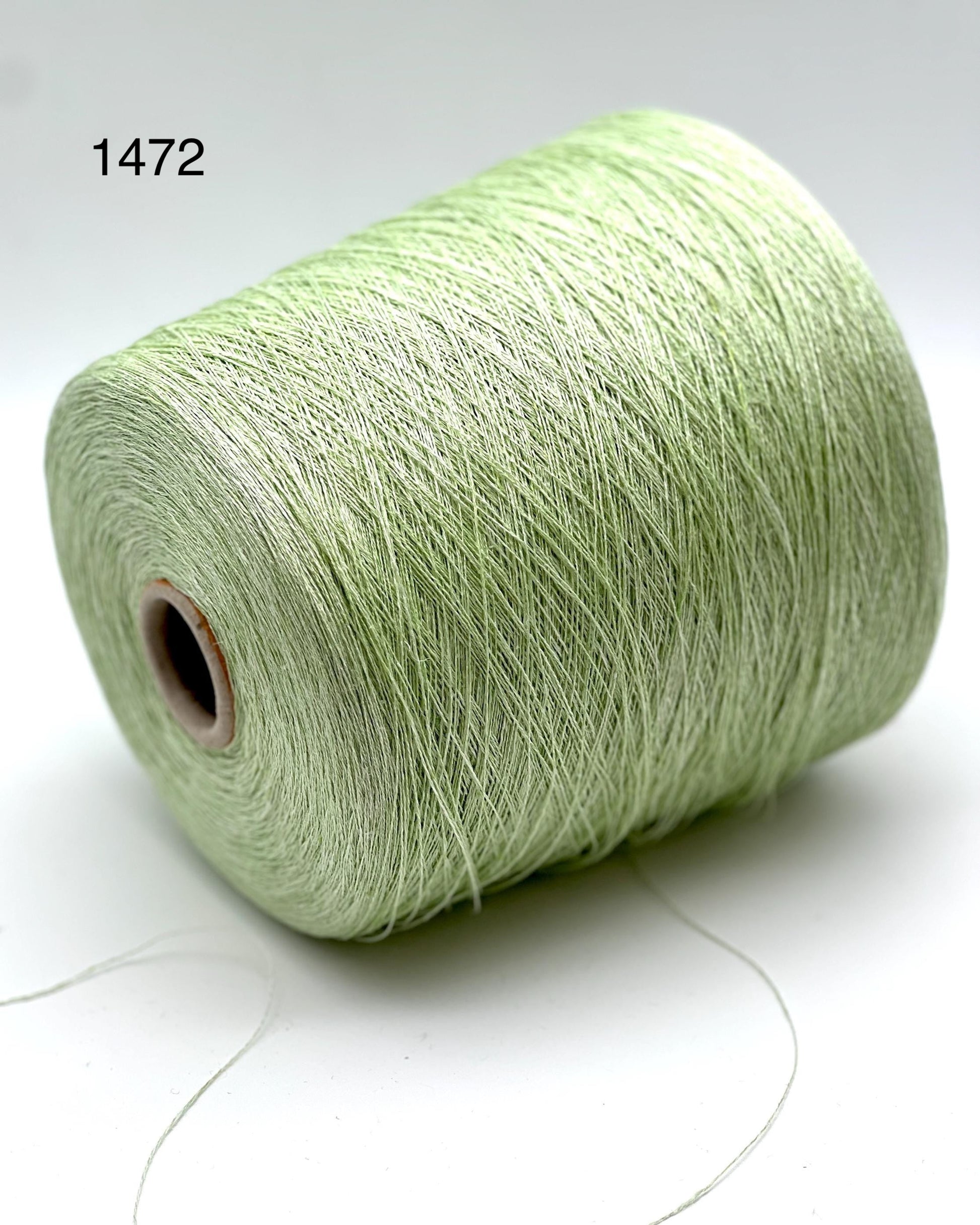 Servizi E Seta LINO linen yarn cone 1300m Italy
Luxury Italian 100 percent linen lace yarn close up
Fine linen yarn for summer tops weaving and blending
LINO linen yarn 1300m per 100g natural matte texture
Italian linen lace yarn for breathable garments and wraps