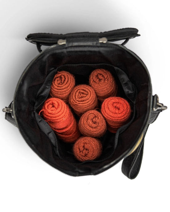 muud Saturn XL canvas project bag with genuine leather details and yarn feed holes from iDOKNiT