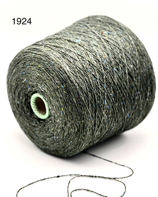 Elite iDOKNiT lace weight yarn, MALFILE TWEED by Cariaggi Italy. Luxury 2-ply blend of 95% merino wool and 5% cashmere, 650m/100g. Authentic Italian-made tweed yarn with rustic multicolor character and a soft cashmere finish curated by iDOKNiT for professional fine knitting.