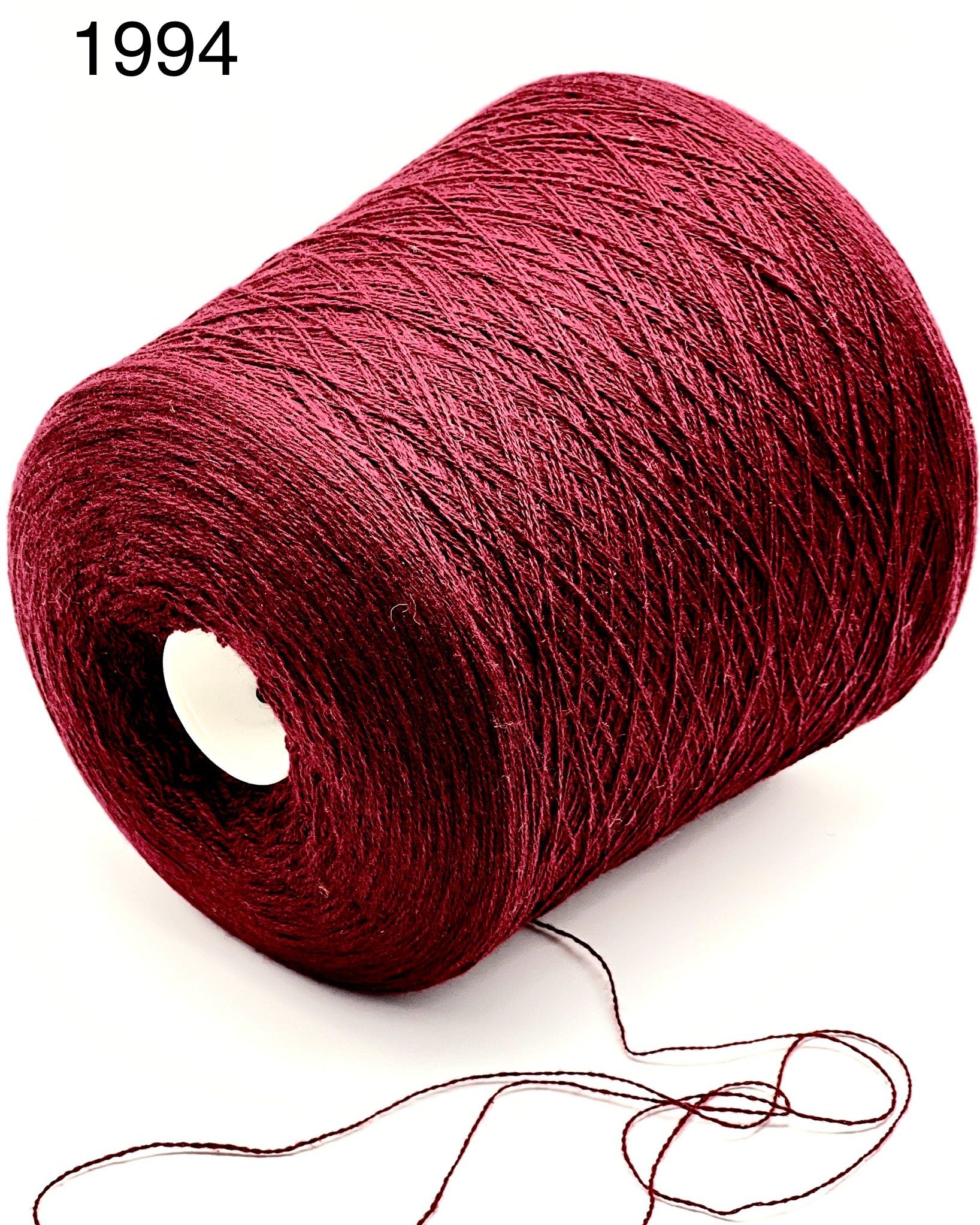 Todd & Duncan LAMAINE luxury 100% lambswool lace weight yarn, ultra-fine Nm 1/14 industrial construction made in Scotland, suitable for multi-strand knitting and refined garments at iDOKNiT.