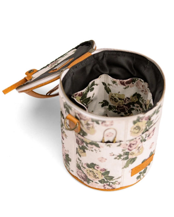 muud Saturn canvas project bag with genuine leather trim and yarn feed holes from iDOKNiT