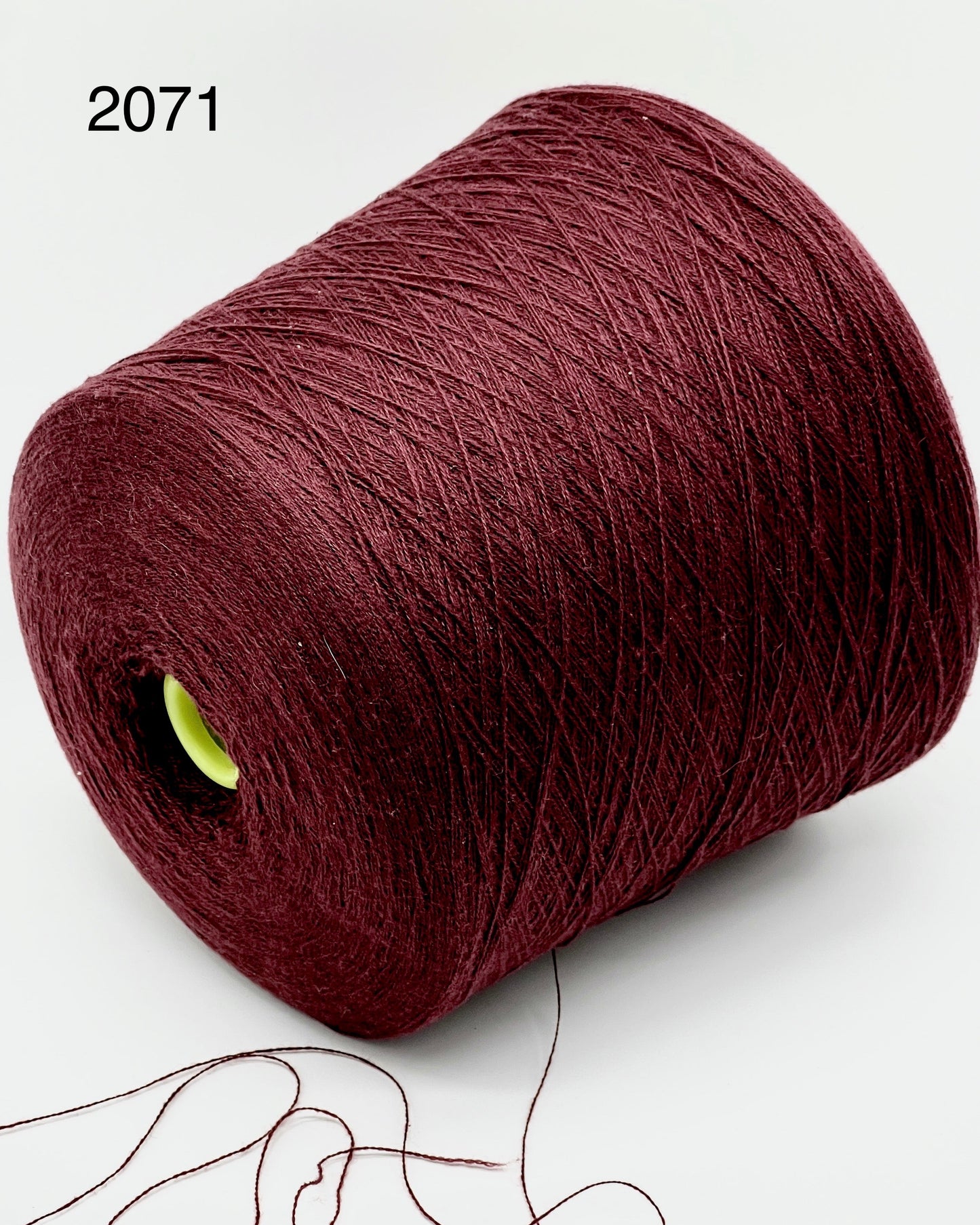 Prestige iDOKNiT ELEGANCE 100% Cashmere lace weight yarn, 2-ply Nm 2/36 construction, sourced from Italian luxury fashion stock for elite softness and professional knitting.