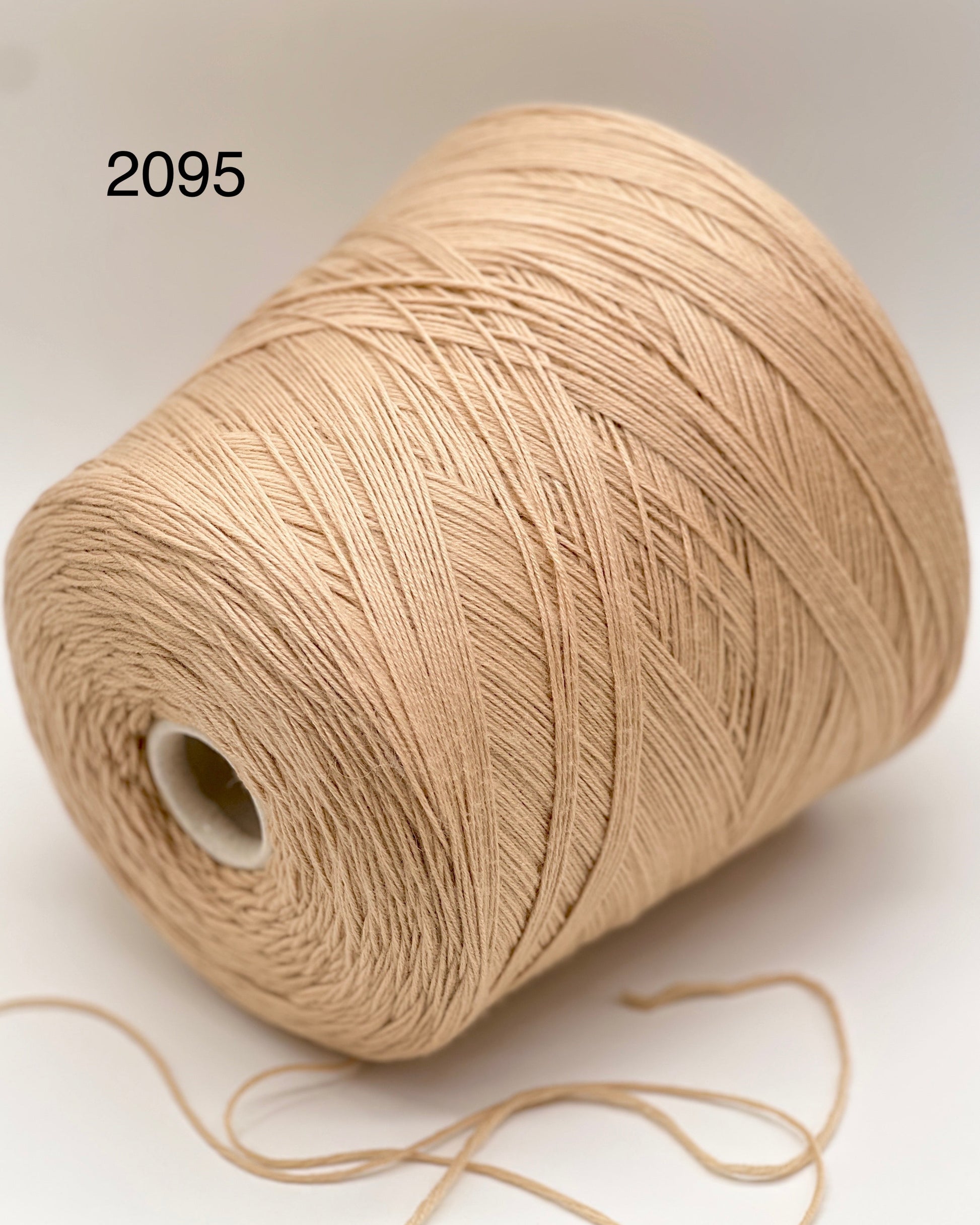 Elite iDOKNiT luxury sport weight yarn, MERINOS 2600 by RiGo Italy. 100% super soft merino wool, Nm 2600. Authentic Italian-made premium wool yarn with natural stretch and breathability curated by iDOKNiT for professional knitting.