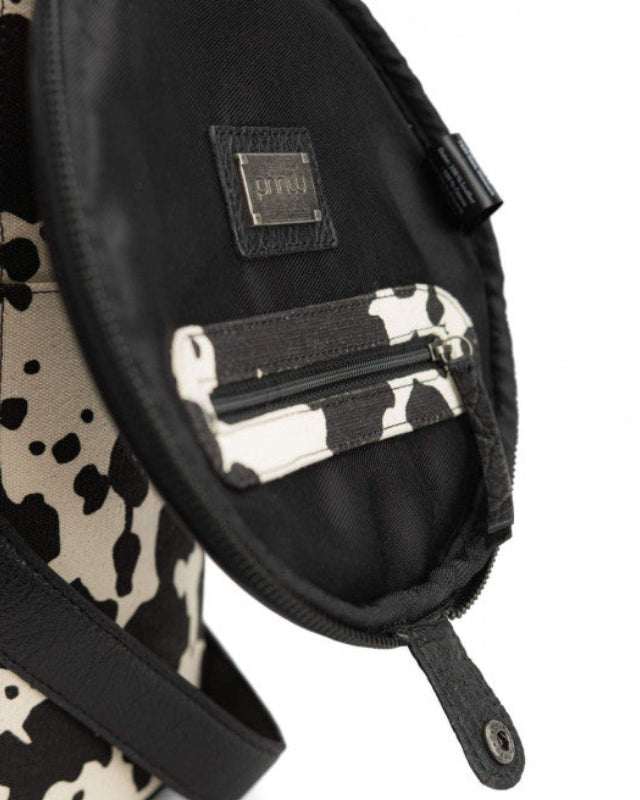 muud Saturn XL canvas project bag with genuine leather details and yarn feed holes from iDOKNiT