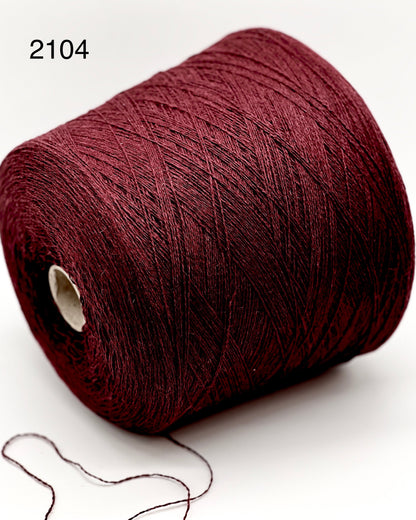 Elite iDOKNiT luxury lace weight carded yarn, LAMORA by Lanecardate Italy. 25% angora and 75% superfine merino wool blend, 800m/100g. Authentic Italian-made yarn with a signature soft halo and exquisite warmth curated by iDOKNiT for professional knitting.