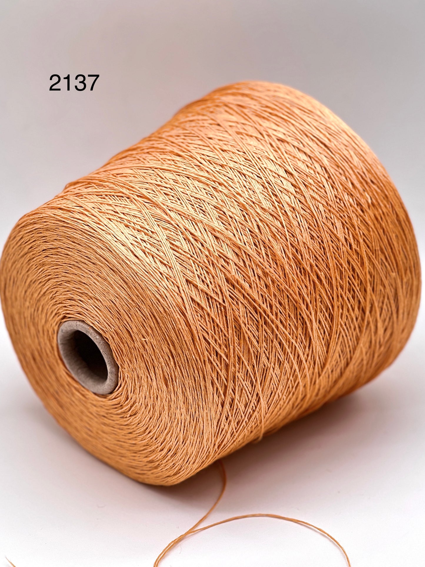Elite iDOKNiT lace weight yarn, 100% Pure LINEN by STORAI Italy. High-quality plant fiber with a rustic texture and elegant sheen, 450-490m/100g. Authentic Italian-made summer yarn curated by iDOKNiT for breathable, durable garments that soften beautifully over time.