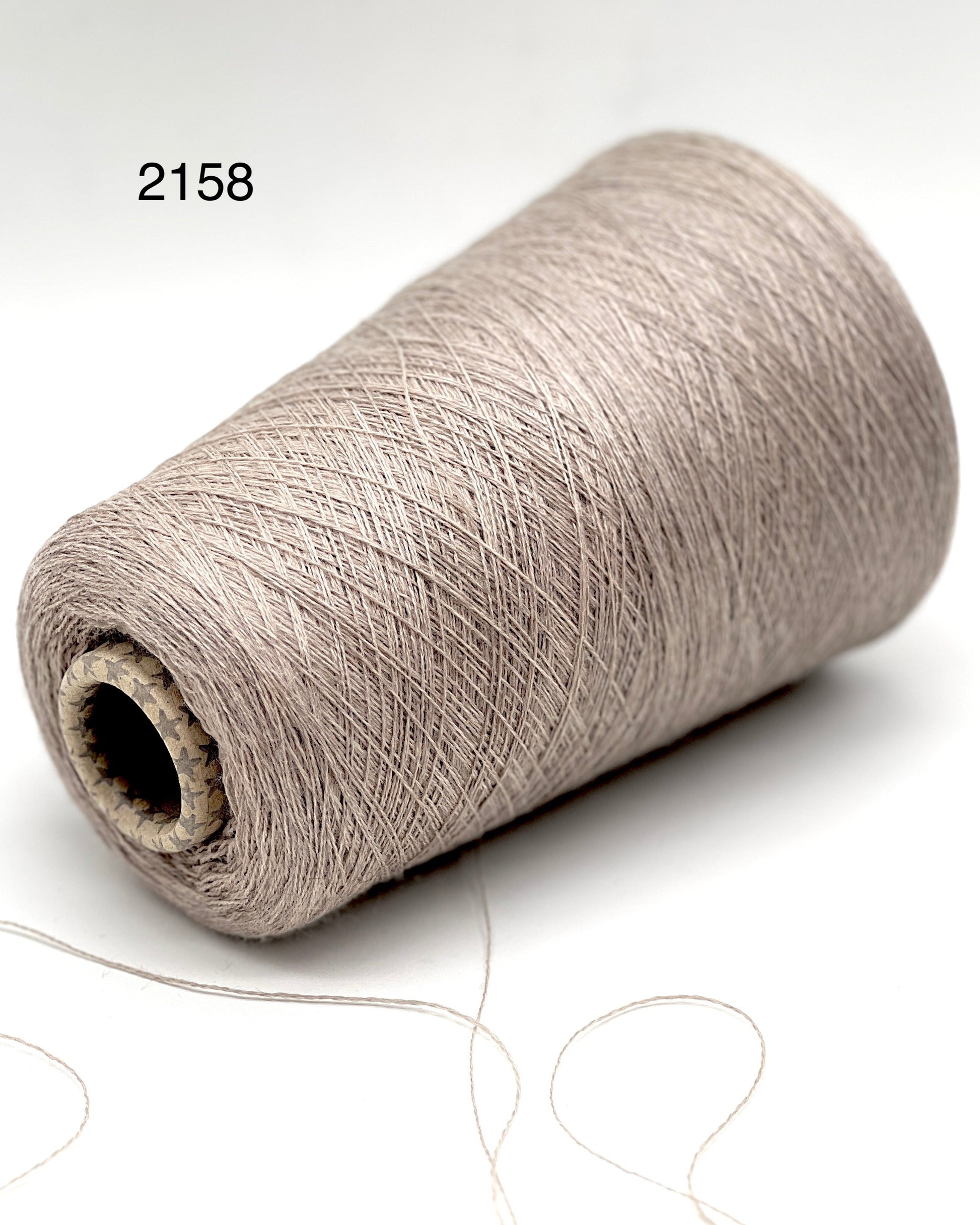 Elite iDOKNiT lace weight yarn, HARMONY by Tollegno 1900 (Lana Gatto) Italy. 100% Extra Fine Merino wool, Nm 2/30, offering an incredible 1500m per 100g. Authentic Italian-made luxury yarn curated by iDOKNiT in a wide palette of sophisticated shades, from 2155 Medium Grey to 2167 Anthracite, for professional-grade lace knitting.