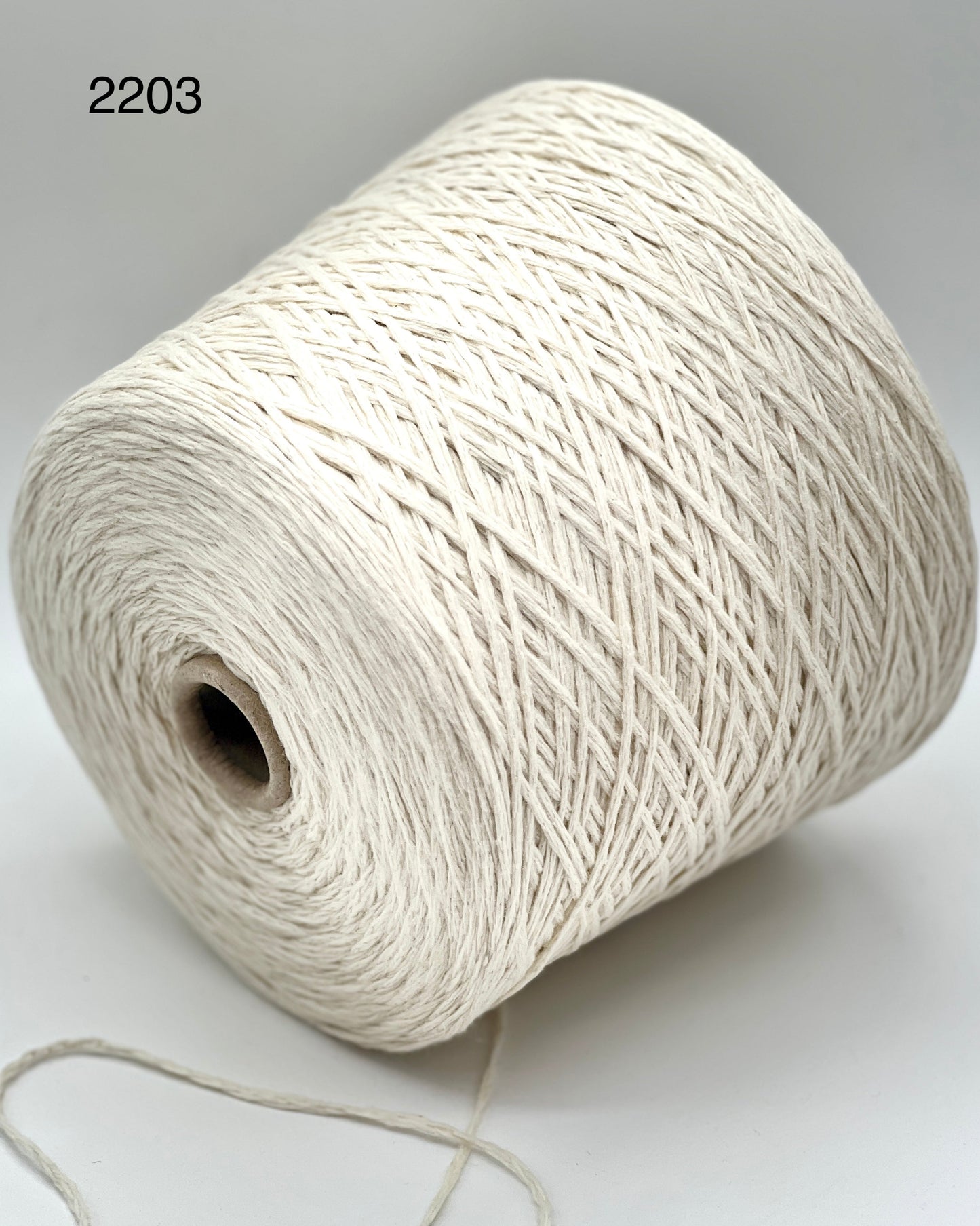 FILCOM SUMMER PUFFO luxury cashmere silk and cotton Italian sport weight chainette yarn for soft summer knitting at iDOKNiT.