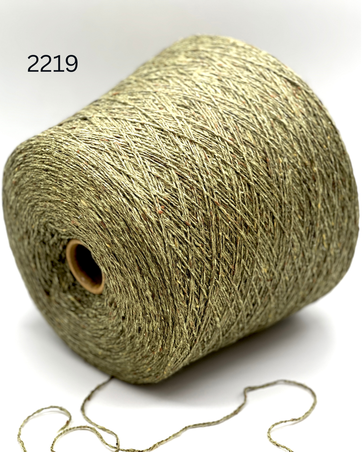 FILCOM TIBET TWEED 50% yak and 50% silk luxury Italian tweed yarn in a fine fingering weight for high-end knitting at iDOKNiT.