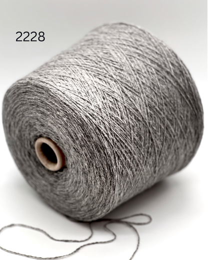 Loro Piana CINCICASH ultra-luxury 80% cashmere and 20% sable Italian lace weight yarn for high-end knitting at iDOKNiT.