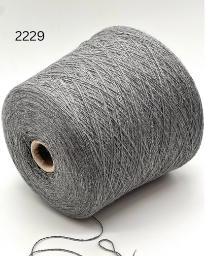 Loro Piana CINCICASH ultra-luxury 80% cashmere and 20% sable Italian lace weight yarn for high-end knitting at iDOKNiT.