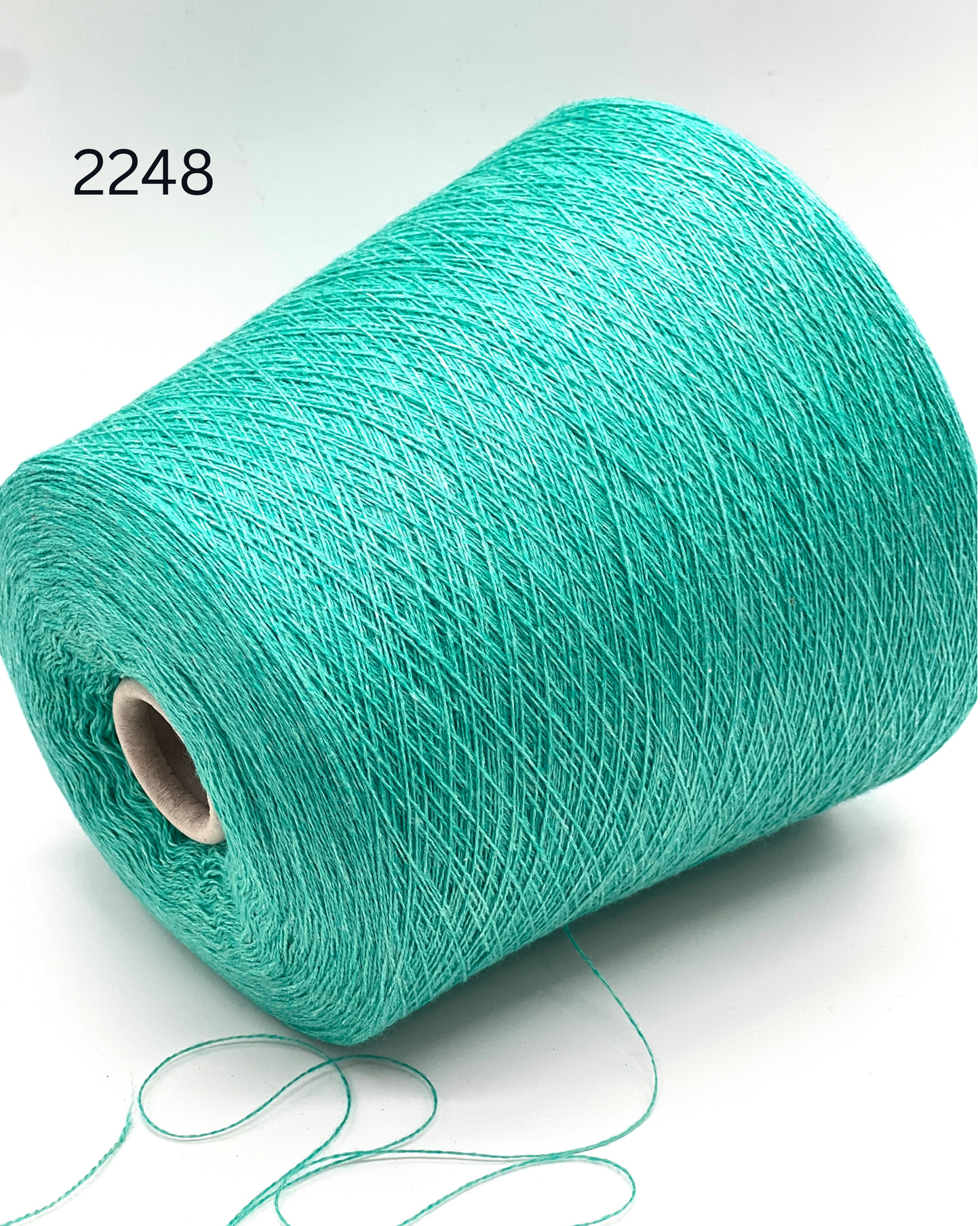 Cariaggi CHAMBRAY luxury 50% cashmere and 50% cotton Italian lace weight yarn in a fine 2/28 count for elegant, lightweight summer knitting at iDOKNiT.