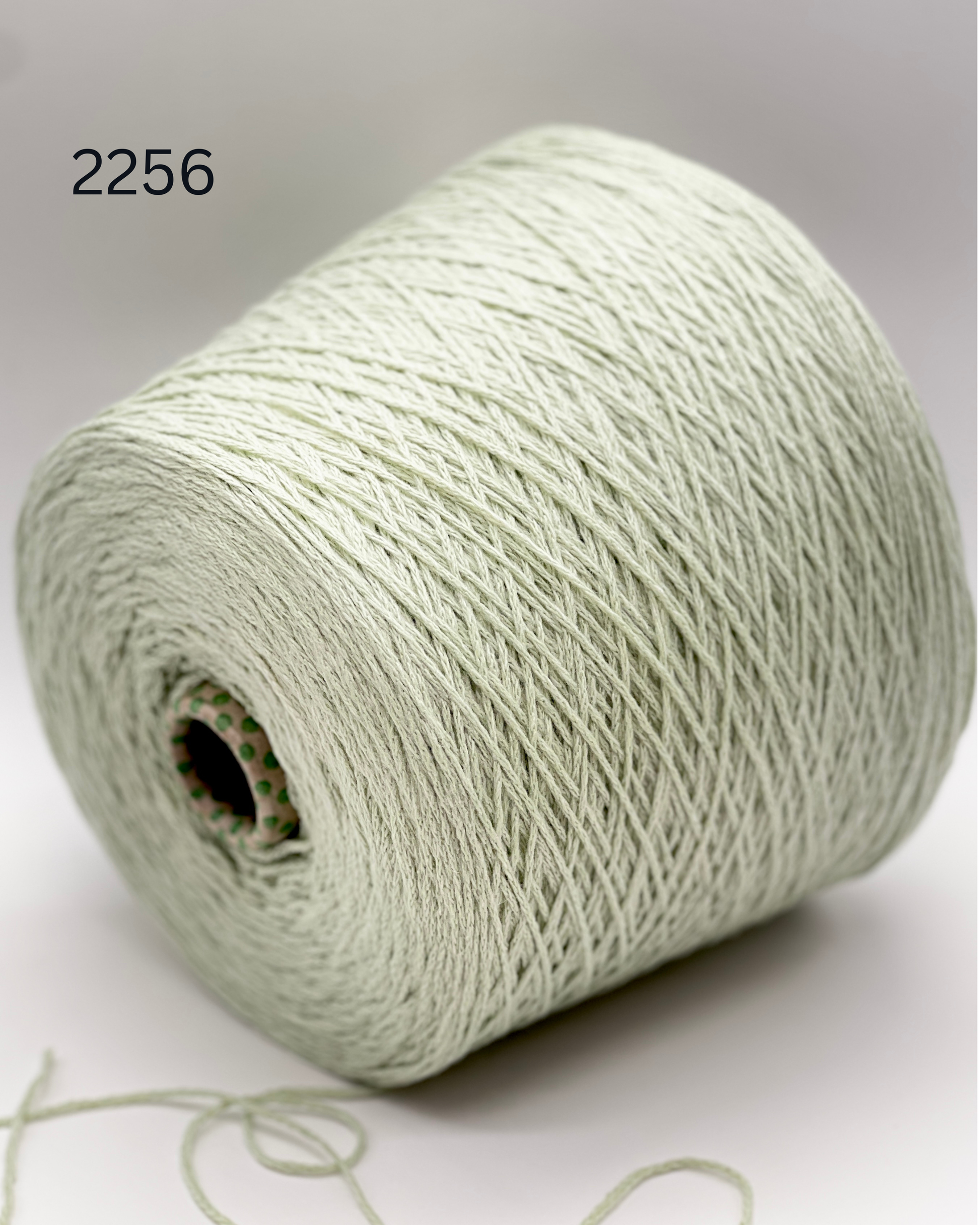 Luxury Italian sport weight yarn with cashmere and merino blend
