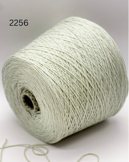 Luxury Italian sport weight yarn with cashmere and merino blend
