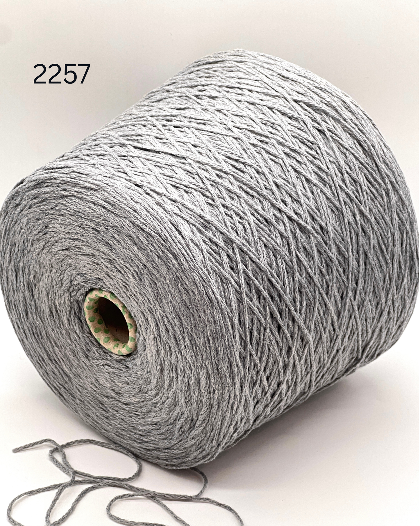 Luxury Italian sport weight yarn with cashmere and merino blend
