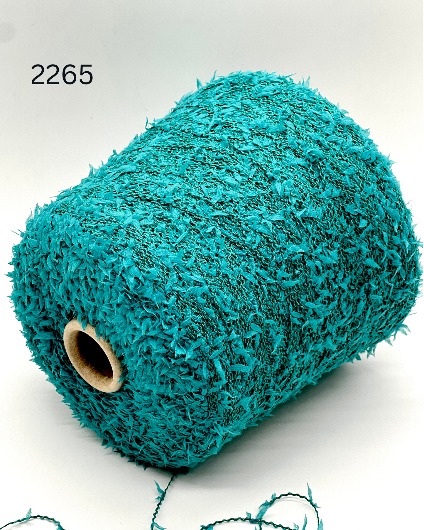 DOREEN yarn showing corrugated cotton and polyamide construction