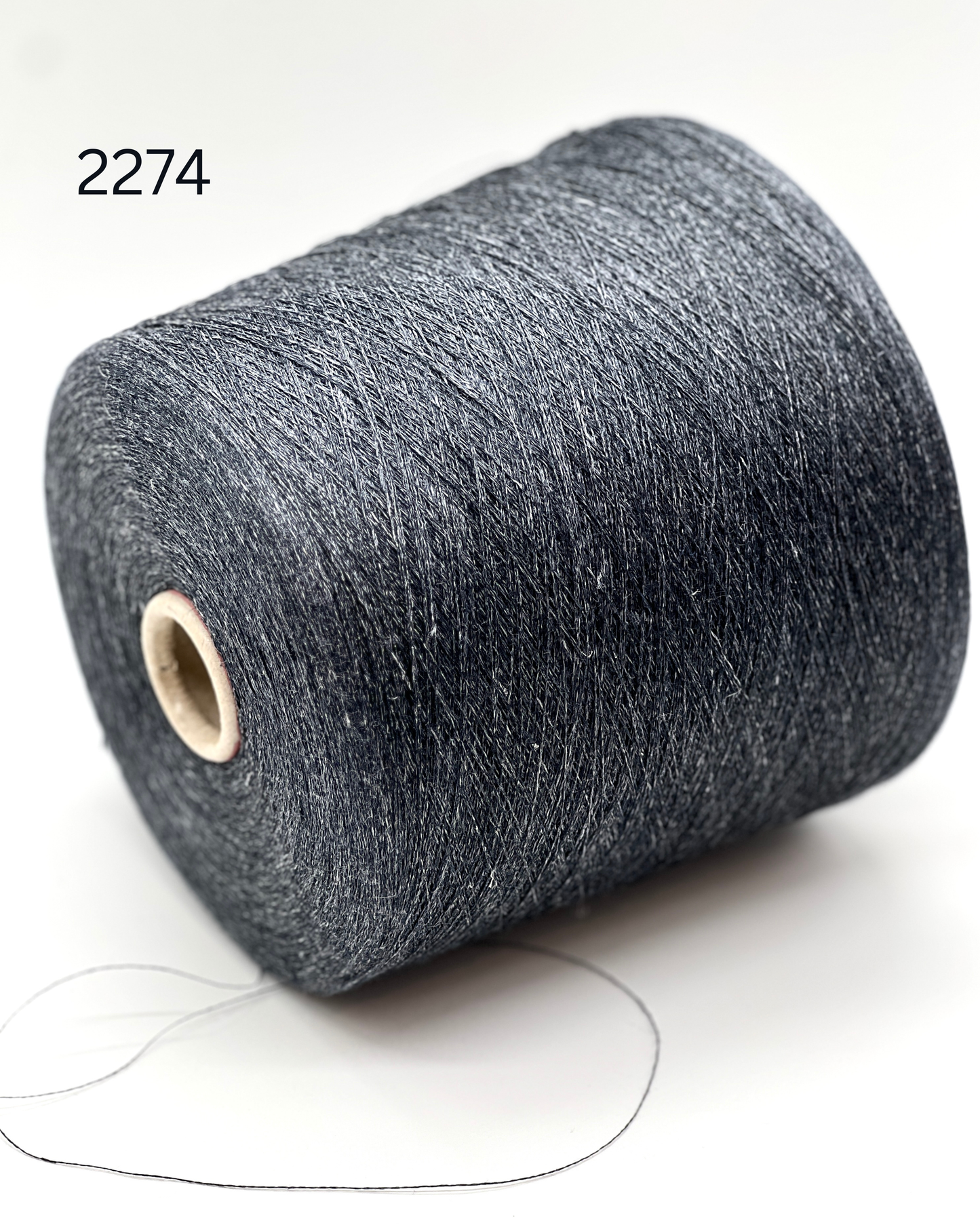 Servizi E Seta LINO MELANGE linen yarn cone 2000m lace weight Italy
100 percent linen melange yarn extra fine Italian thread close up
Italian linen yarn cone for knitting weaving blending melange texture
extra fine linen yarn strand detail breathable summer fiber
lino melange yarn texture close up Servizi E Seta Italy