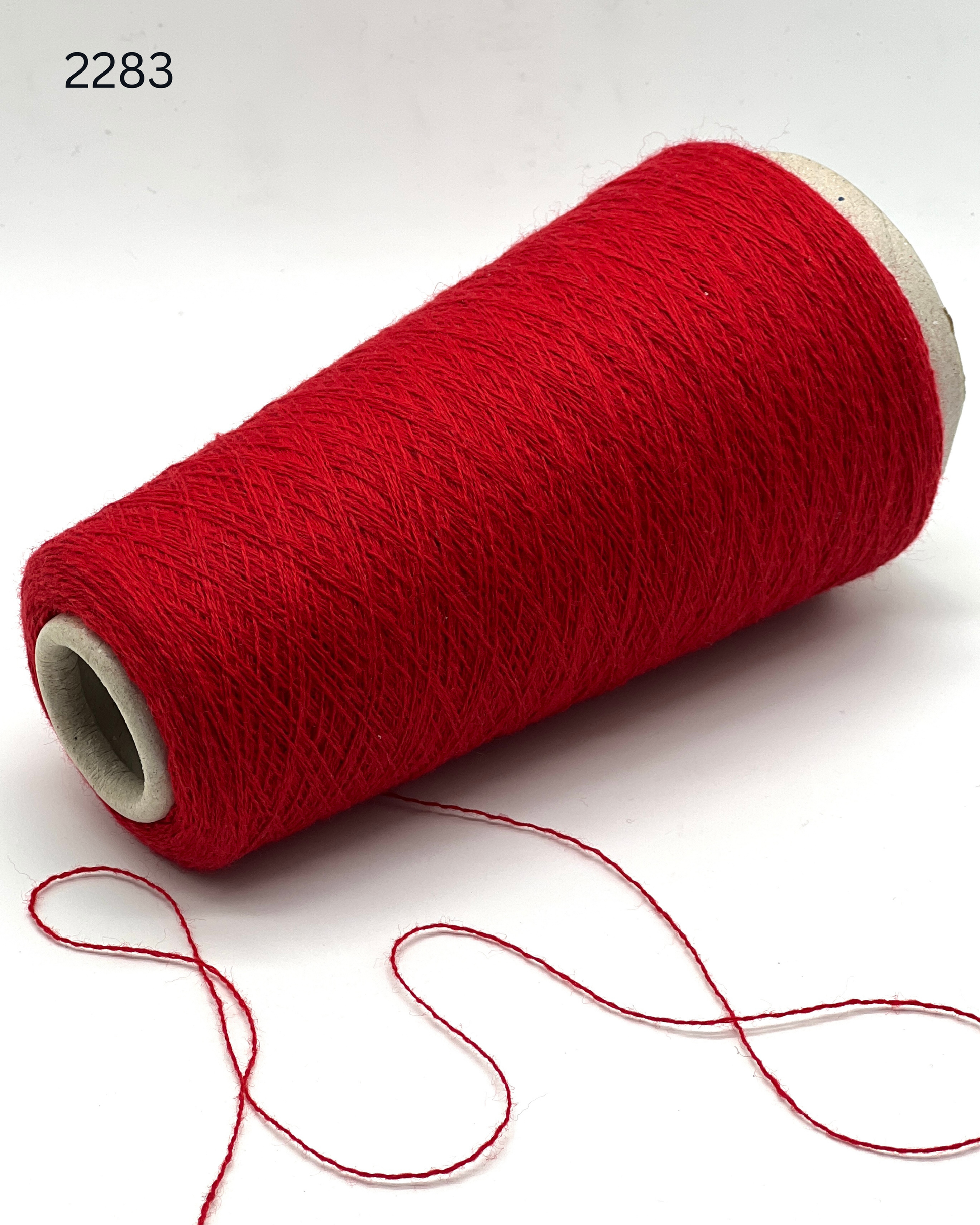 italian cashmere yarn cone loro piana cariaggi lace yarn
luxury cashmere yarn 1400m 100g italy knitting yarn
biagioli modesto cashmere yarn fine lace weight cone
premium italian cashmere yarn soft texture close up
lace cashmere yarn for machine knitting luxury garments