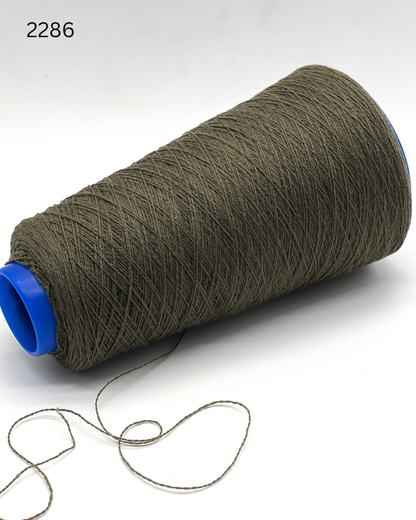 italian cashmere yarn cone loro piana cariaggi lace yarn
luxury cashmere yarn 1400m 100g italy knitting yarn
biagioli modesto cashmere yarn fine lace weight cone
premium italian cashmere yarn soft texture close up
lace cashmere yarn for machine knitting luxury garments