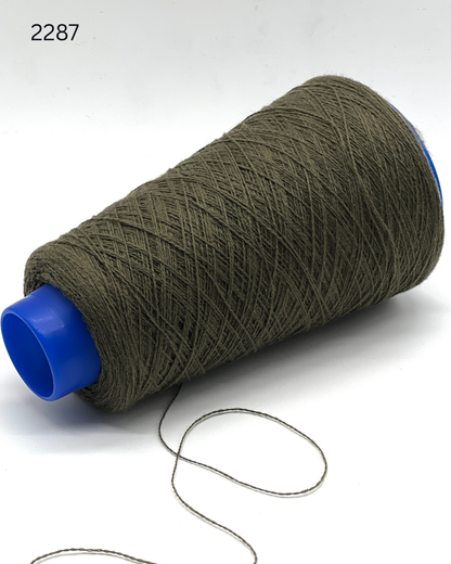 italian cashmere yarn cone loro piana cariaggi lace yarn
luxury cashmere yarn 1400m 100g italy knitting yarn
biagioli modesto cashmere yarn fine lace weight cone
premium italian cashmere yarn soft texture close up
lace cashmere yarn for machine knitting luxury garments