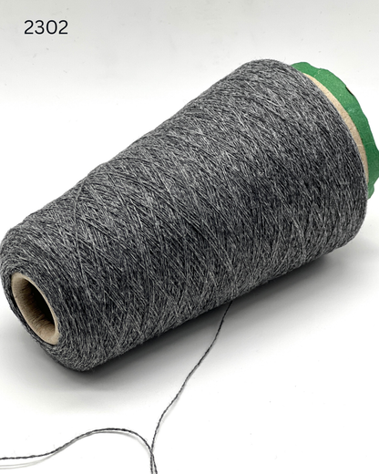 italian cashmere yarn cone loro piana cariaggi lace yarn
luxury cashmere yarn 1400m 100g italy knitting yarn
biagioli modesto cashmere yarn fine lace weight cone
premium italian cashmere yarn soft texture close up
lace cashmere yarn for machine knitting luxury garments