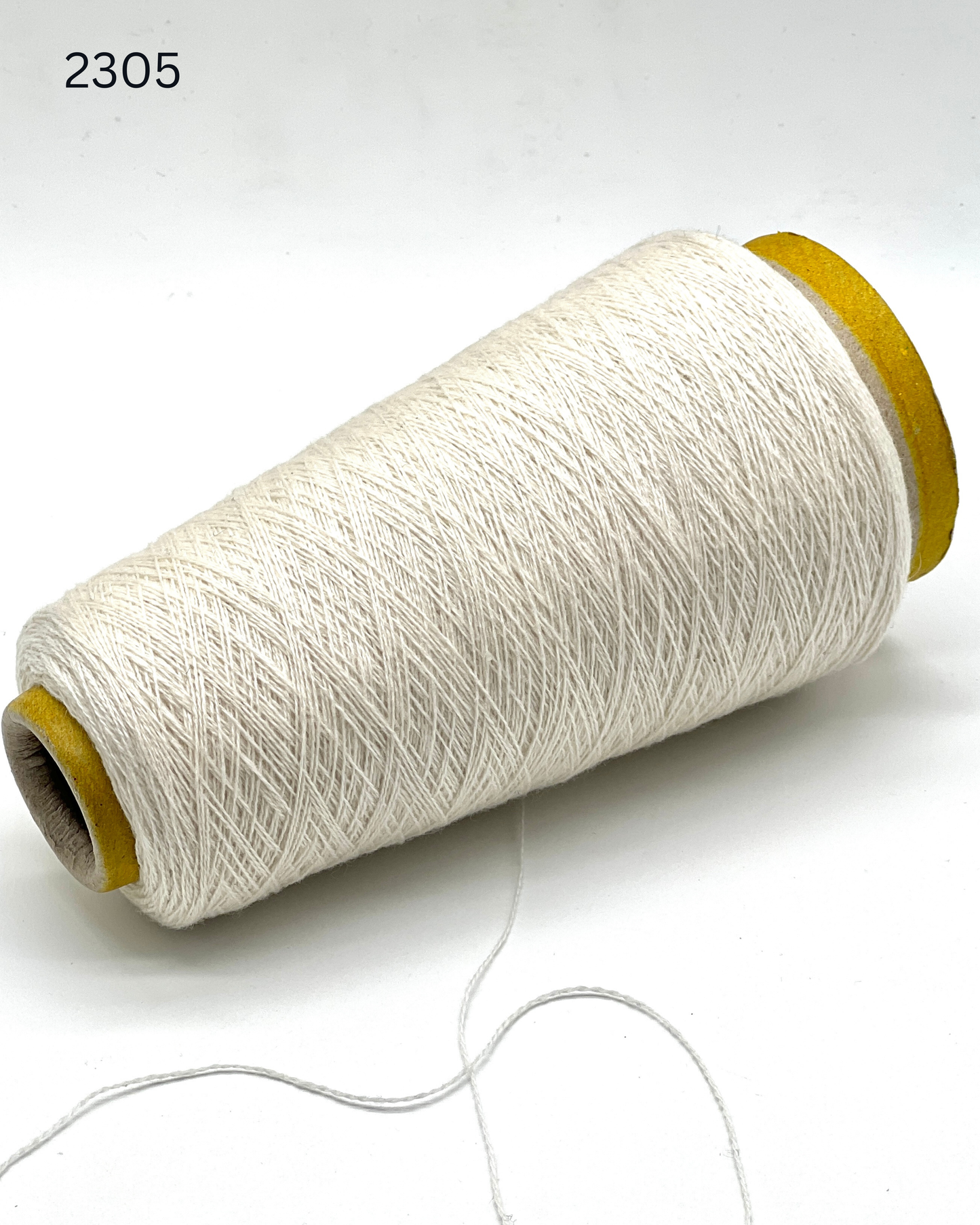 italian cashmere yarn cone loro piana cariaggi lace yarn
luxury cashmere yarn 1400m 100g italy knitting yarn
biagioli modesto cashmere yarn fine lace weight cone
premium italian cashmere yarn soft texture close up
lace cashmere yarn for machine knitting luxury garments
