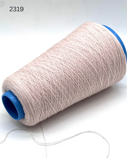 italian cashmere yarn cone loro piana cariaggi lace yarn
luxury cashmere yarn 1400m 100g italy knitting yarn
biagioli modesto cashmere yarn fine lace weight cone
premium italian cashmere yarn soft texture close up
lace cashmere yarn for machine knitting luxury garments