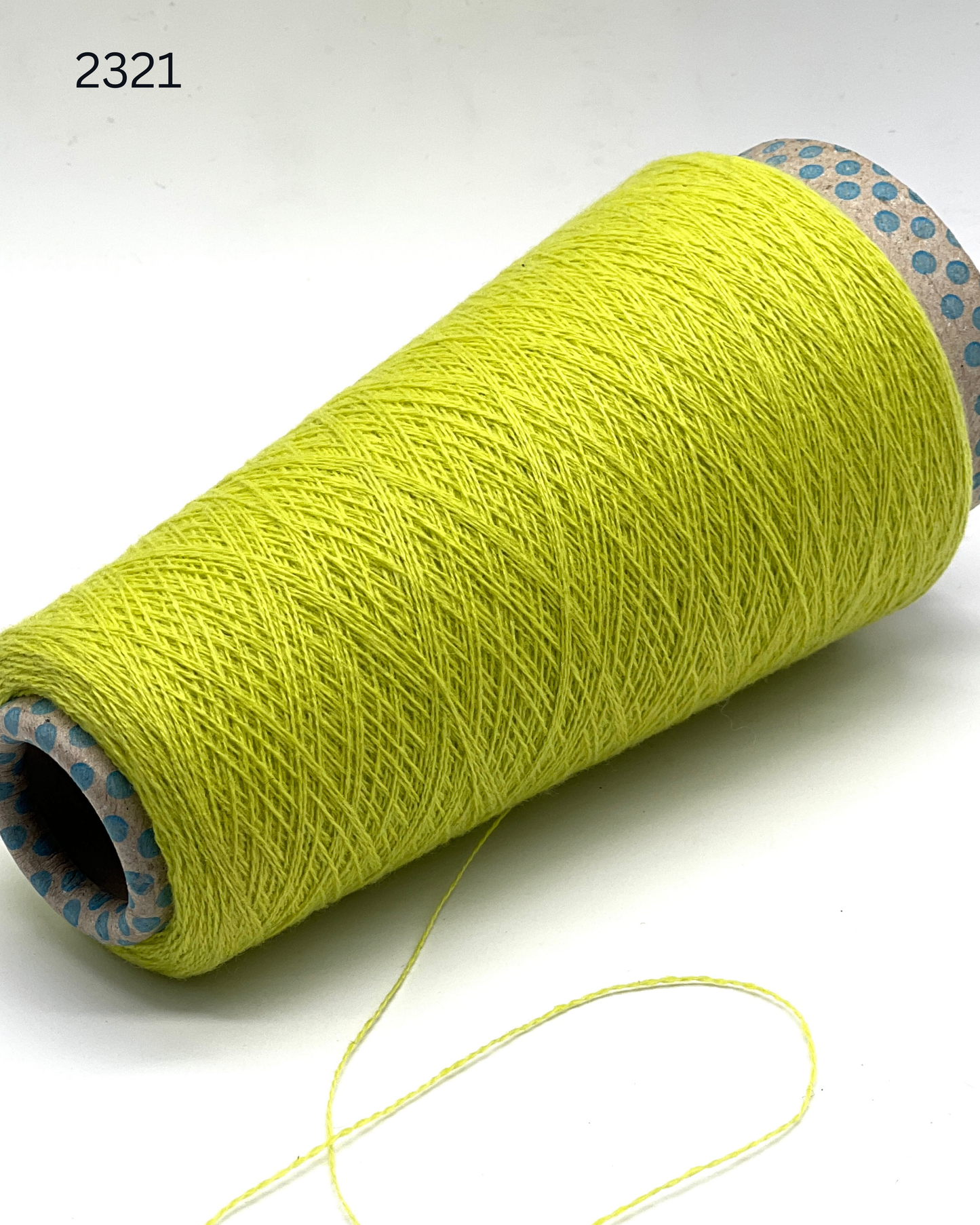 italian cashmere yarn cone loro piana cariaggi lace yarn
luxury cashmere yarn 1400m 100g italy knitting yarn
biagioli modesto cashmere yarn fine lace weight cone
premium italian cashmere yarn soft texture close up
lace cashmere yarn for machine knitting luxury garments