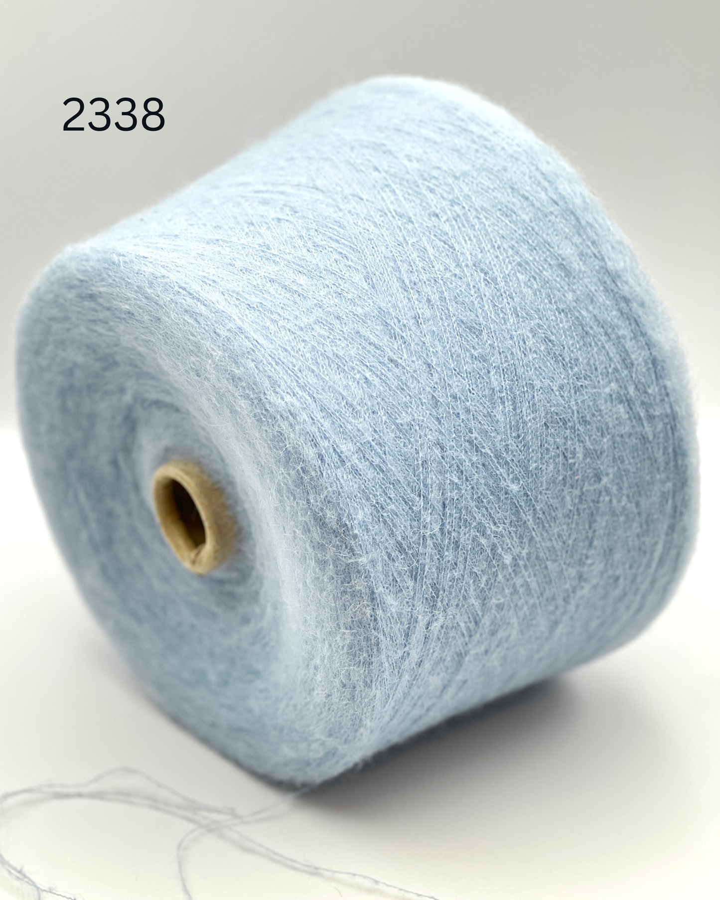 Luxury alpaca merino yarn SORIANO by Pecci Filati Italy
Soft fluffy Italian lace yarn with elegant alpaca halo
Pecci Filati SORIANO yarn close up showing airy texture
Luxury companion yarn for sweaters shawls and knitwear
Italian alpaca merino lace yarn for soft fluffy knitting