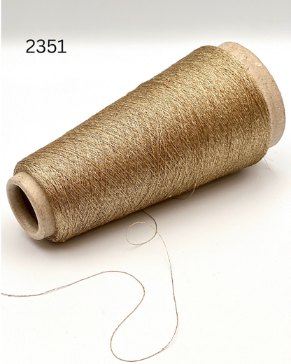 Luxury Italian paillettes lurex yarn by VIMAR 1991
Chanel-style fashion yarn with viscose and paillettes
Extra-fine Italian companion yarn with elegant sparkle
Luxury couture yarn for weaving and knitwear
Soft viscose paillettes yarn on original cone