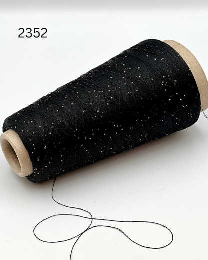 Luxury Italian paillettes lurex yarn by VIMAR 1991
Chanel-style fashion yarn with viscose and paillettes
Extra-fine Italian companion yarn with elegant sparkle
Luxury couture yarn for weaving and knitwear
Soft viscose paillettes yarn on original cone