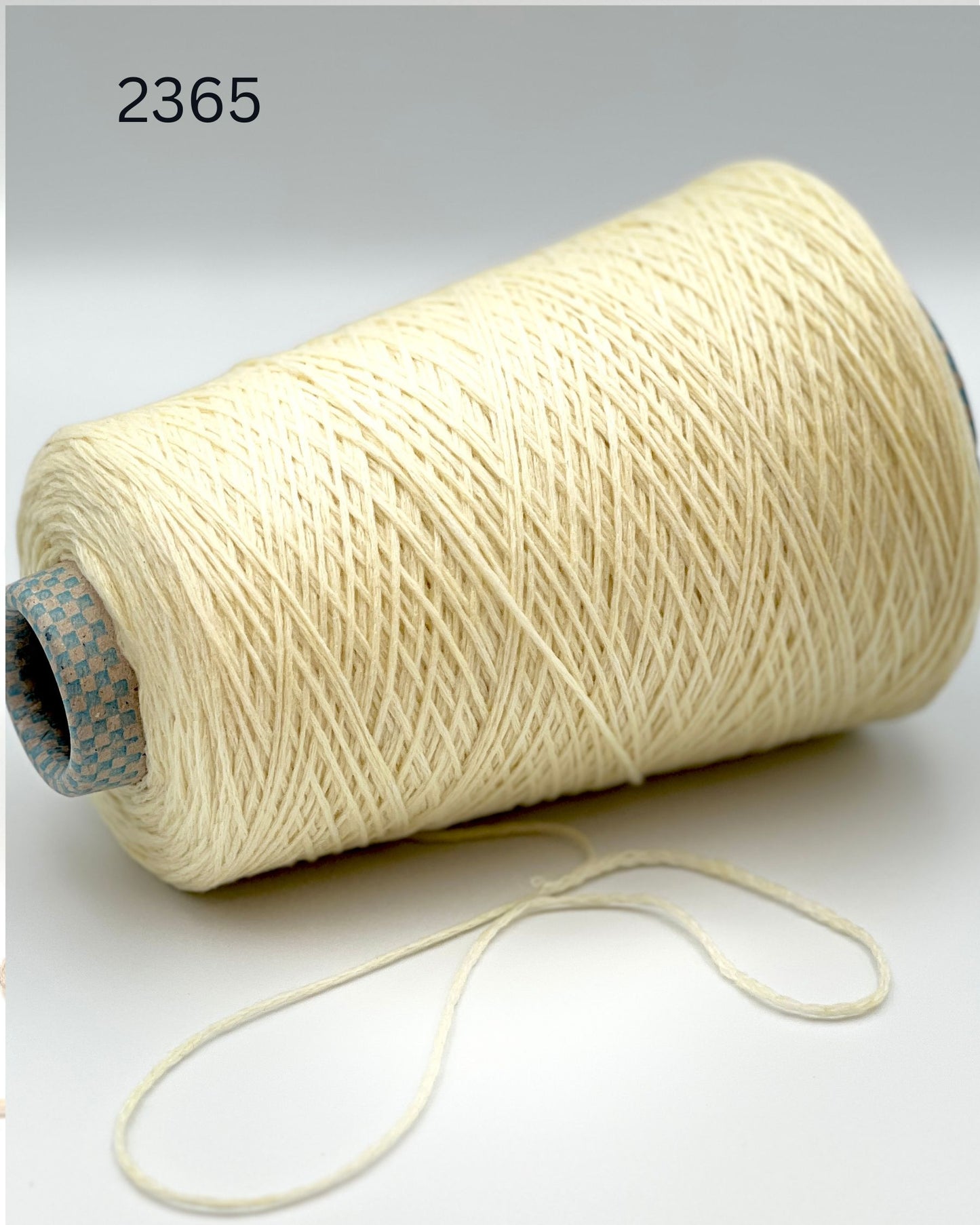 CARIAGGI PIUMINO 100% cashmere chain yarn on original cone, rare Italian cashmere chainette yarn that blooms after washing