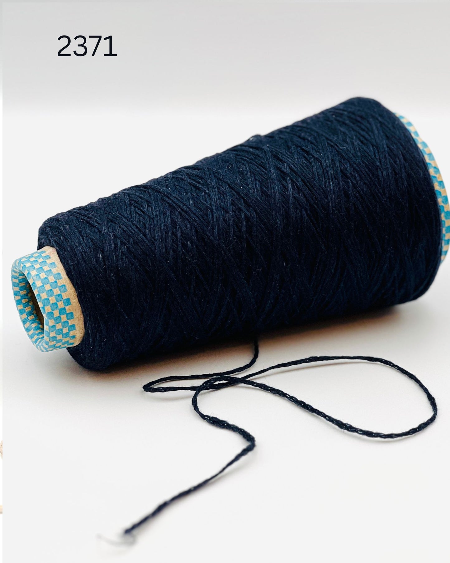CARIAGGI PIUMINO 100% cashmere chain yarn on original cone, rare Italian cashmere chainette yarn that blooms after washing