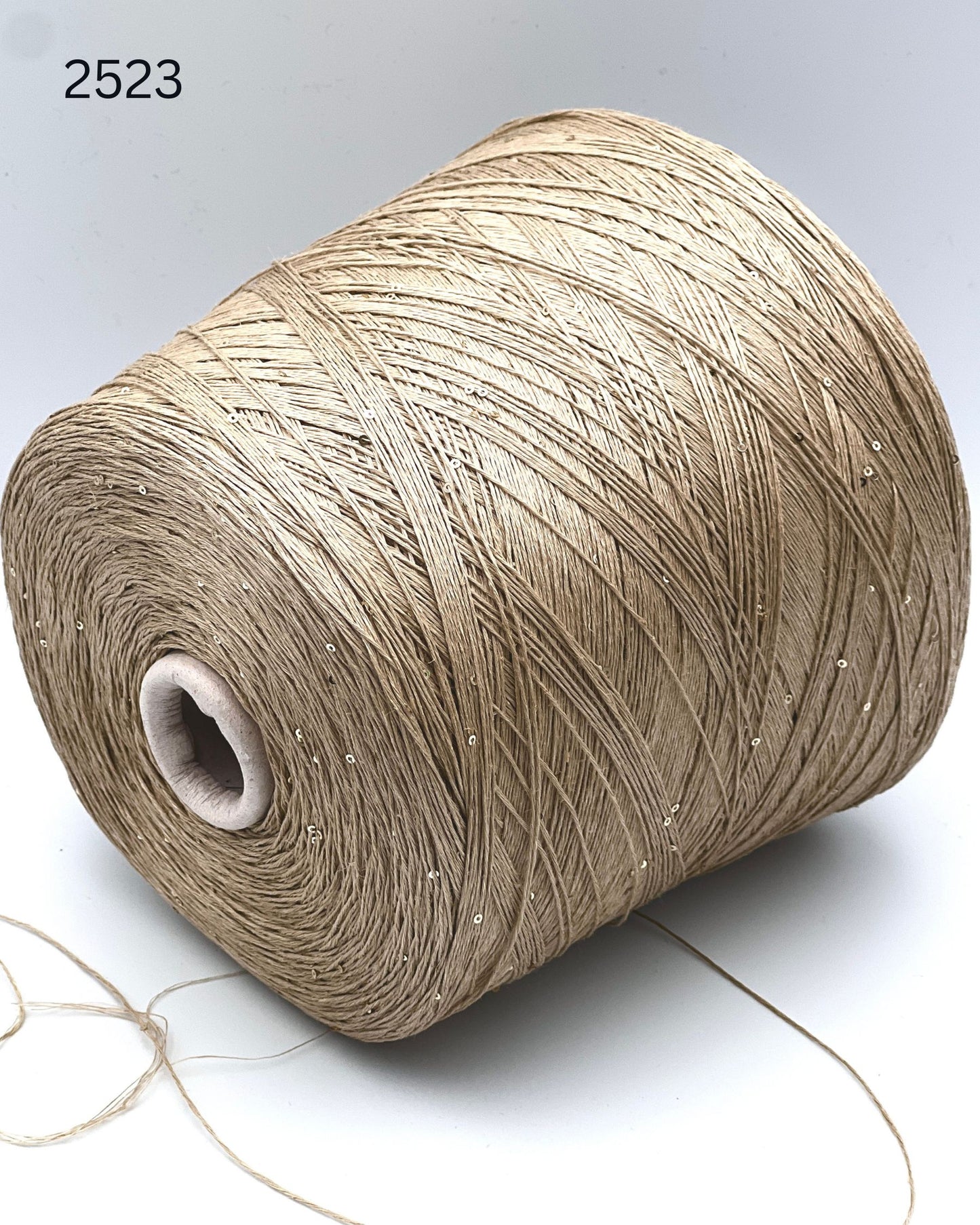 Hilo brillante de seda y lino Paillettes, SAINT TROPEZ, hilo italiano de lujo de RiGo, en ovillos o conos, grosor fingering, 400 m/100 g (437 y/3,52 oz)