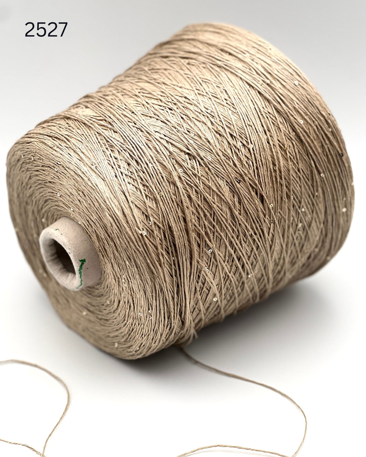 Hilo brillante de seda y lino Paillettes, SAINT TROPEZ, hilo italiano de lujo de RiGo, en ovillos o conos, grosor fingering, 400 m/100 g (437 y/3,52 oz)